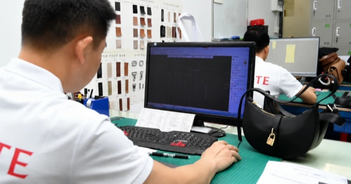 The Hidden Cost Checklist: How to Calculate the Real Manufacturing Price of a Custom Leather Bag