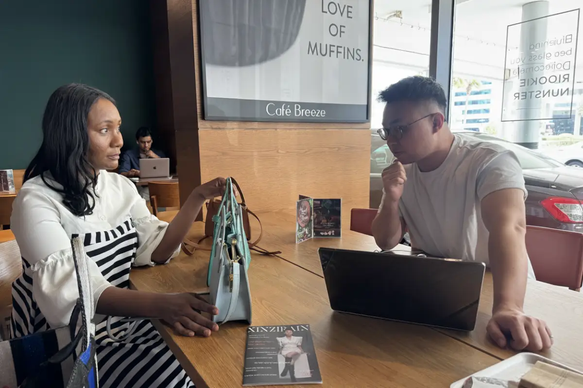 Global brand partners visiting the XINZIRAIN factory (10)